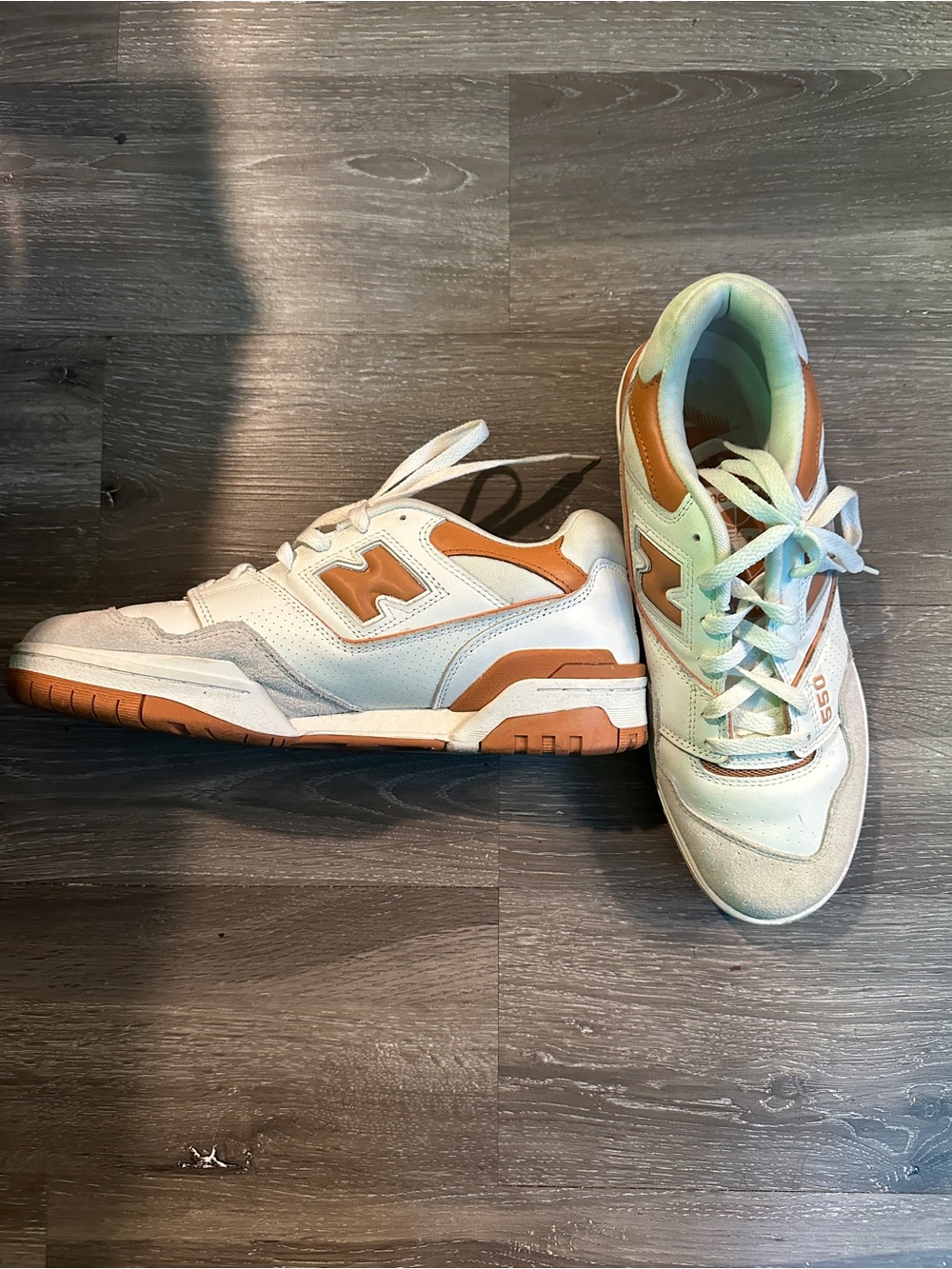 New Balance Unisex White and Tan Retro Court Sneaker Pair